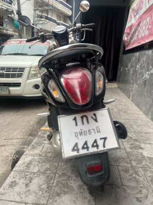 Honda Scoopy prestige , 2016 , 26.000 Kms , center Pattaya , 23.000 ba