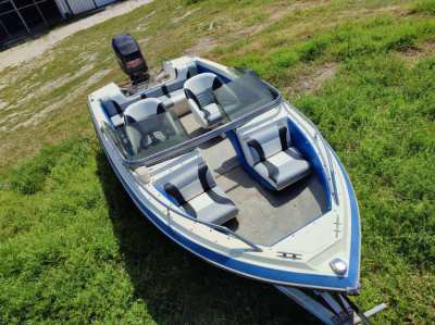 SpeedBoat 15.5 Ft + Mercury 90hp  Low Hrs using , for SALE !!!