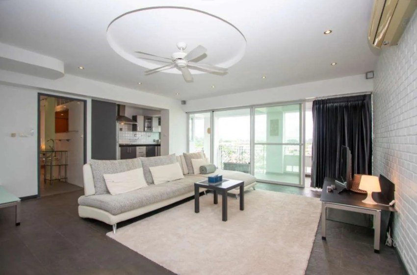 Two bedroom condo for Sale : Galare Thong Tower (GT046)