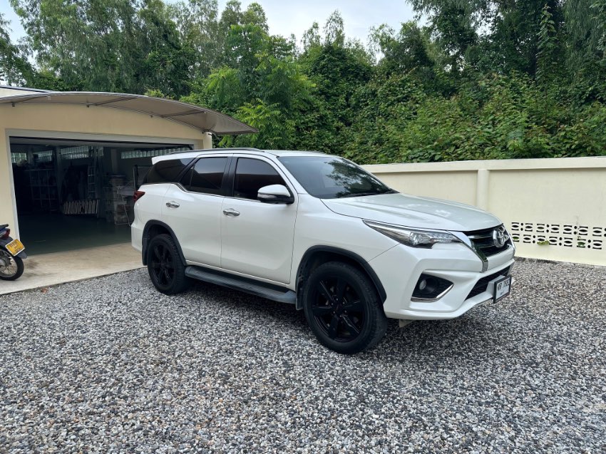 Toyota Fortuner TRD Sportivo 2.8 ltr 4WD Turbo Diesel 47004 km