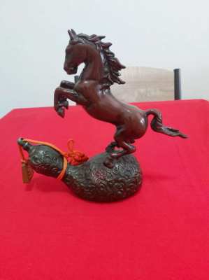 Gorgeous large statue of a rearing horse in lovely condition