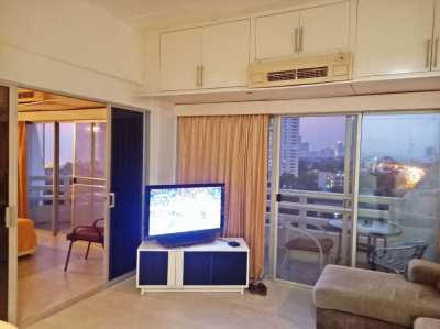 Lovely BEACH side 1 bed Condo, Jomtien, Nice SEA View 150 m from beach