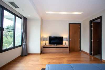 Superb 2-Bedroom Apartment for Sale : The Resort Condo (RC038)