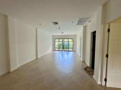 2 BEDROOM SPACIOUS CONDO IN SURIN