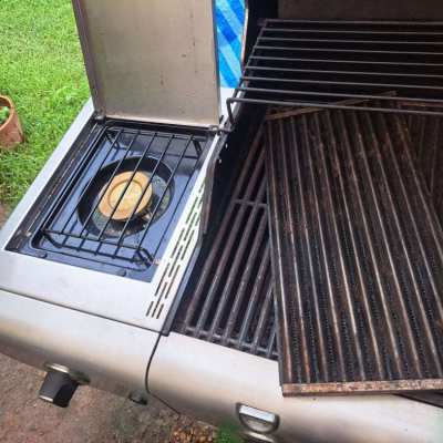 CharBroil Infrared 3 burner grill, lightly used inc. tank and