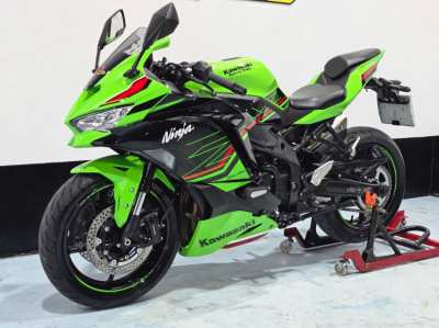 KAWASAKI ZX4R SE 2023