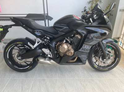 Honda CBR650 excellent condition