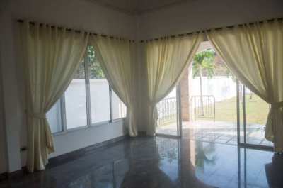 2 Pool Villas on 2 Rai in Nong Pla Lai Reduced Price!