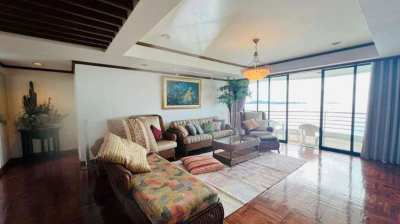 Royal Cliff Garden Condo For Rent in Pratumnak Hill 