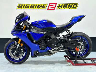 YAMAHA YZF R1 2018 BLUE BLACK