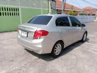 Cheap Honda Brio Amaze auto for sale for foreigner