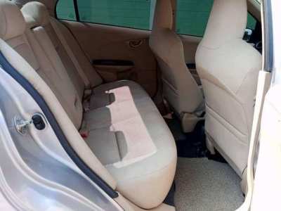 Cheap Honda Brio Amaze auto for sale for foreigner