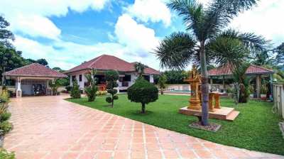 5,995,000 THB for this attractive 2 bedroom pool villa to the beach! 