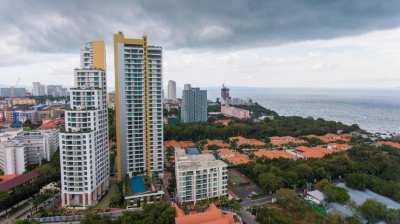 The Peak Towers Oceanfront 2 Bedroom Condo Cosy Beach