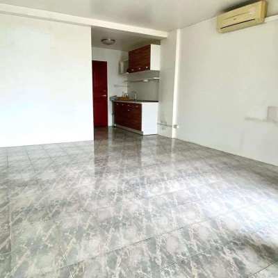 Direct Owner Spacious 3 Bedroom Unit at Happy Place Tower for Sale