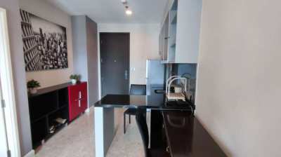 Direct Owner 1 Bedroom Unit at The Crest 34 Luxury Condo for Sale