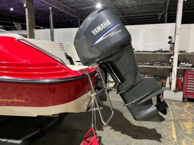 Yamaha 250 hp 4 stroke low hours