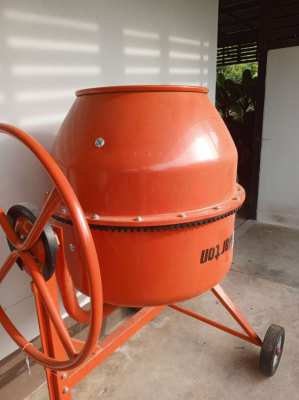 Cement mixer (electric)