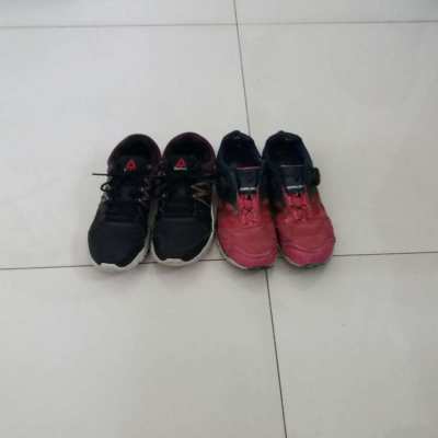 2 Pairs, Reebok Unisex-Kid's Sneakers - รองเท้าผ้าใบ Reebok Unisex-Kid