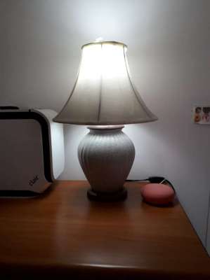 Table lamp