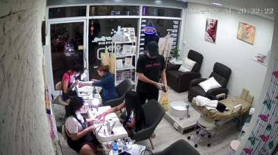 Profitable Nail salon for sale because of health issues - Pattaya