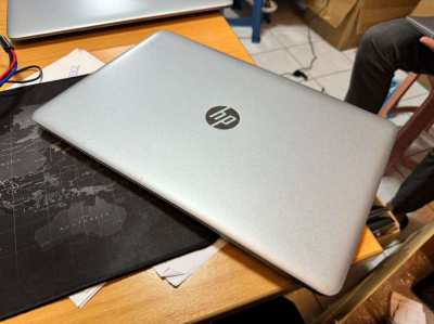 HP EliteBook 850 G4  CORE-I7/16/512/15.6