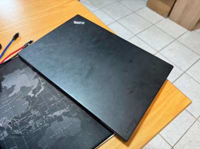 LENOVO THINKPAD X1 CARBON I5-6TH  GEN/8/256/14