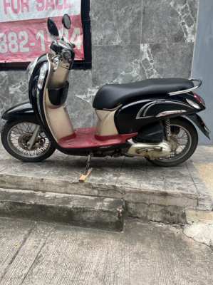 Reduced and financed ,Honda scoopy , 2016 , 20.000 bahts , Pattaya