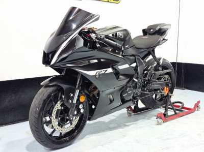 YAMAHA R7 2022 BLACK