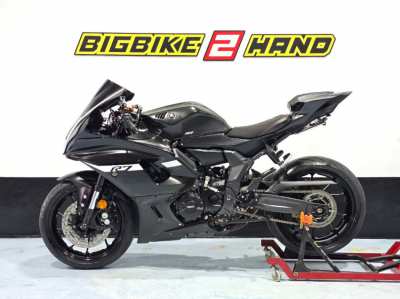 YAMAHA R7 2022 BLACK