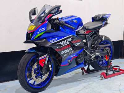 YAMAHA YZF R7 BLUE 2022