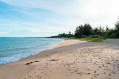 Beachfront house for sale in Prachuap Kirikhan