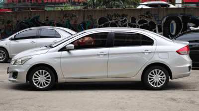 SUZUKI CIAZ GL 1.25 CVT 2017