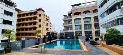 Near Walking Street, Pattaya Beach Condo 15,000 Baht per month