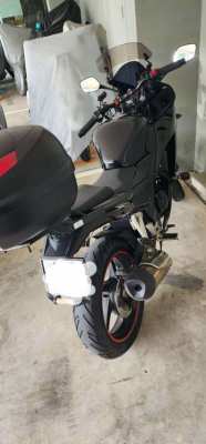 HONDA CBR 300 R 