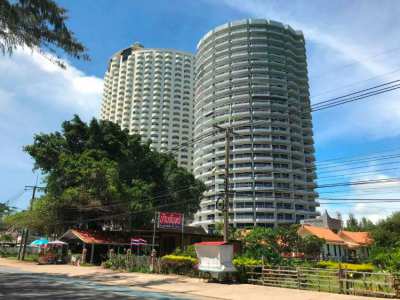 Now 1,650,000 THB for this beach condo in The Royal Rayong Condo!