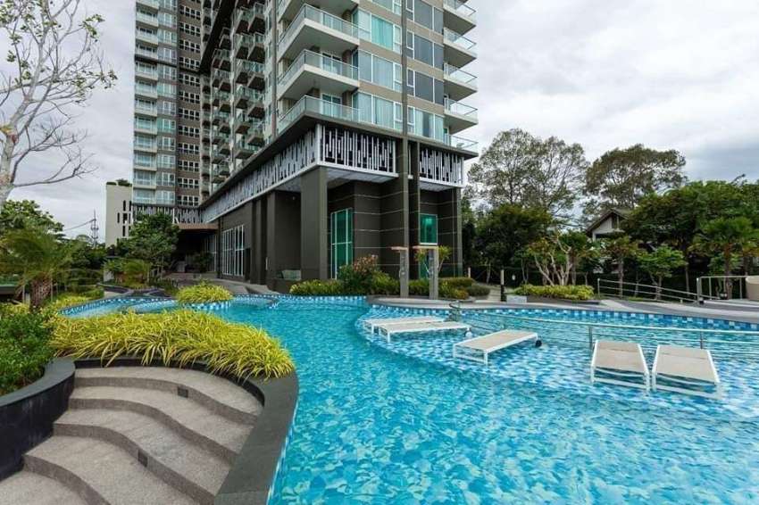 Del Mare Condominium Bangsaray 