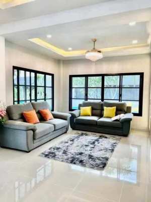 H391 Pool Villa 5 Bedrooms For Rent in Map Prachan Pattaya