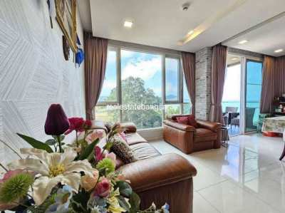 Beach front Condominium bangsaray 