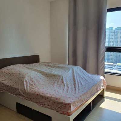 Direct Owner Studio Unit at Supalai Loft Talat Phlu Condo for Sale