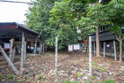 City Land for Sale Near Wat Suan Dok (CITYLAND009)