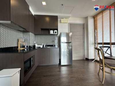 Pattaya Posh 2 Bedroom Sea View Condo for Rent