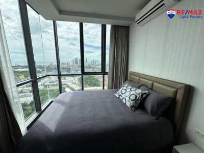 Pattaya Posh 2 Bedroom Sea View Condo for Rent