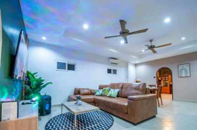 H398 Pool Villa Pattaya For Rent 4 Bedrooms