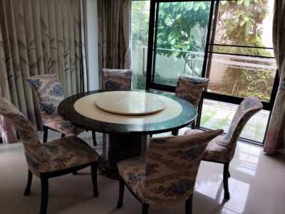 โต๊ะและเก้าอี้ทานอาหารทรงกลมสไตล์จีน - Chinese style round table