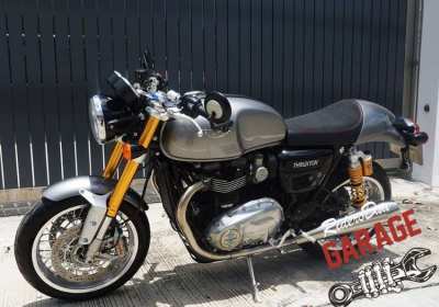 Beautiful Triumph Thruxton R 1200 T120 2016 Only 1 Owner 