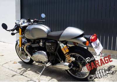 Beautiful Triumph Thruxton R 1200 T120 2016 Only 1 Owner 