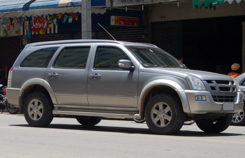 Bargain Isuzu MU-7 for quick sale 