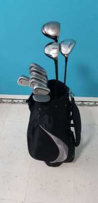 Complete set of golf clubs with bag - mizuno & bridgestone