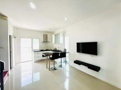 Cozy Townhome in Lavalle Town Huahin For Sale with Tenant!